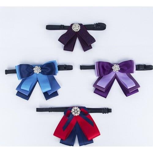 Korean Ribbon Bow Tie Brooches Crystal Pearl Fabric Necktie Men Shirt Collar Pins Luxulry Jewelry Gifts for Women Accessories
