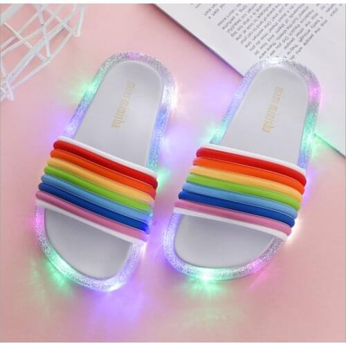 2021 Footwear Luminous Jelly Summer Childrens LED Slipper Girls Slippers PVC Non-slip Beach Sandals Kids Rainbow Silvery