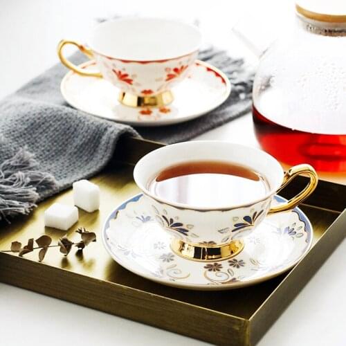Porcelain European Tea Cup Creative English Coffee Afternoon Tea Cup Saucer for Adults Tazzine Caffe Breakfast Utensils EI50BD