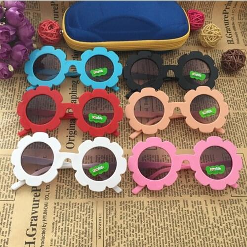 6pcs Toddler Girl Sunglasses Flower Shaped Plastic Cartoon Dark Glasses Children Summer Dress Up Decorations Photo Props