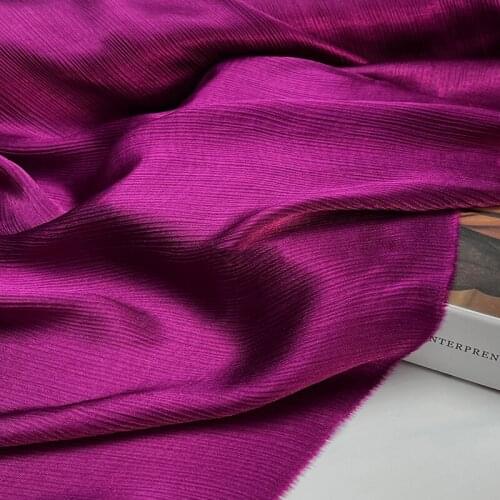 Ultra thin glossy soft deep purplish red solid color pleated texture mulberry silk cotton blended silk fabric clothing fabric