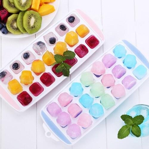 1 Piece Kitchen Ice Cube Tray Summer Honeycomb Shape Ice Grid Cubes Ice Tray with Spill-Resistant Removable Lid Ice Cube Tray