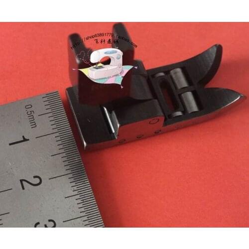 Industrial sewing machine presser foot Flat material thick material leather roller presser foot bottom width 15mm 10 bearing