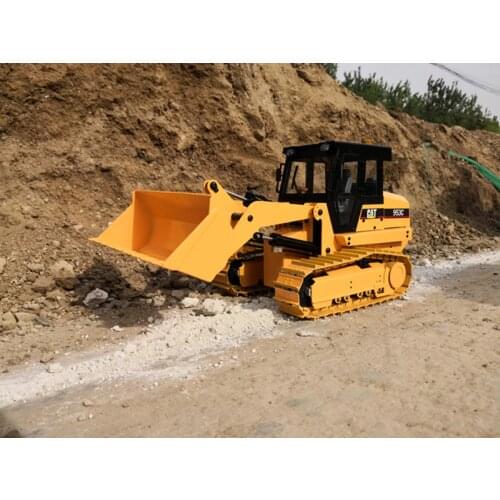 1/14 Electro-hydraulic remote control model of all-metal crawler loader