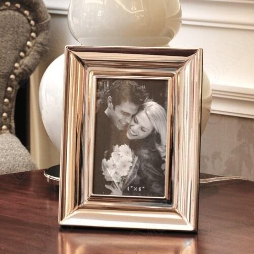 Simplicity Metal Photo Frame Living Room Decorative Picture Frames Bedroom Bedside Frame for Pictures European Home Decoration