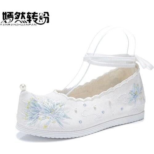 Chinese New Women Cotton Flat Ladies Ankle Strap Comfortable Casual Flats Floral Embroidered Shoes Woman