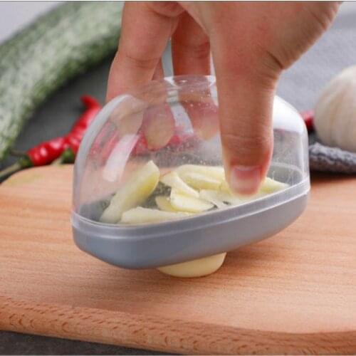 Manual Pressing Type Garlic Cutter Household Garlic Slices Masher Multifunctional Garlic Ginger Garlic Container Kitchen Tools