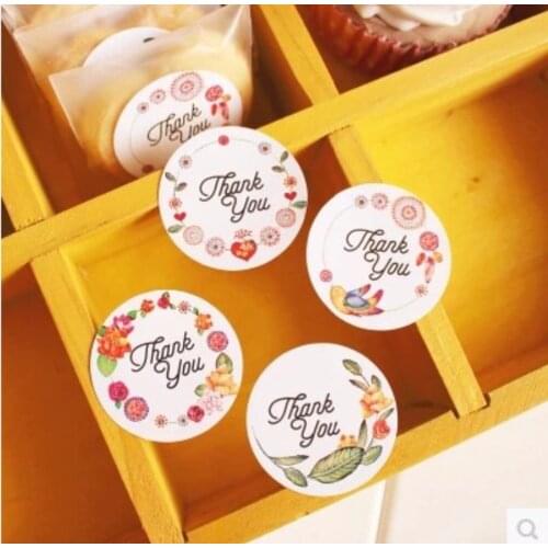 120pcs DIY Scrapbooking Thank You Beauty Kraft Sticker Cookie/Cake/Gift Labels Stickers Kitchen Sweets Party Seal Sticker 35mm