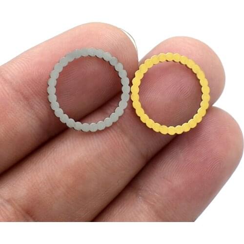 5pcs Stainless Steel Round shape Lace Pendant For DIY Bracelet/Necklace/Earring Pendant Connectors Jewelry Supplies Wholesale