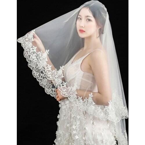 Real Photo Lace Edge White Bridal Wedding Veils with Blusher Lace Appliqued Elbow Short Tulle Veil Comb Mariage Accessoires