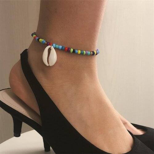 Docona Bohemia Colorful Beaded Shell Pendant Anklets for Women Single Layer Adjustable Summer Beach Party Foot Chains Jewelry