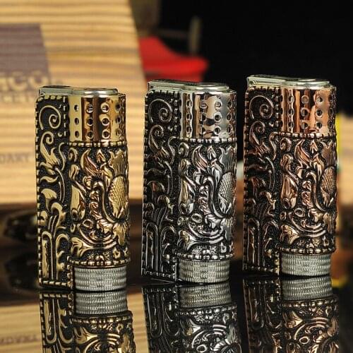 Retro Brass Grinding Wheel Flint Kerosene Lighter Three-dimensional Relief Cigarette Lighter Mens Gift Cigar Accessories