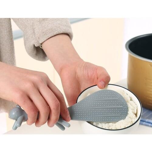 Hot Sale 3 colors Creative Squirrel Shaped Standable Rice Spatula Non Stick Spoon Food Grade Plastic Rice Spatula Cooking Tools