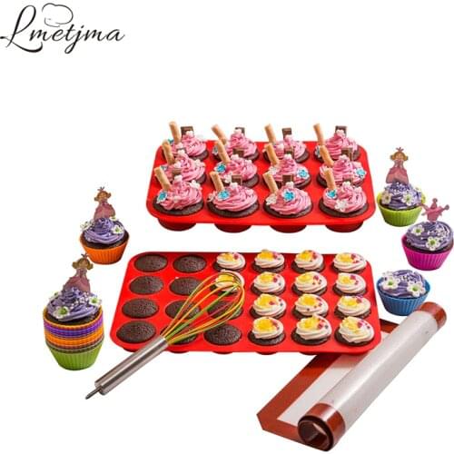 LMETJMA Muffin Bakeware Set Silicone Cake Mold 12 pcs Cup Pan 2 pcs Muffin Cake Mold 1 pc Egg Whisk 1 pc Baking Mat Baking Set