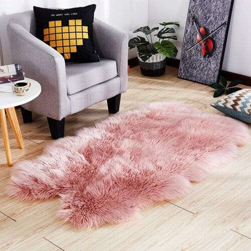 New Style Plush Carpet Home Living Room Comfortable Soft Carpet Bedroom Sofa Childrens Play Plush Rug