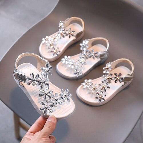 Fashion Girl Sandals 2021 Summer New Beach Shoes Childrens Water Drill Flower Soft Bottom Little Princess Shoes Pink Sandals