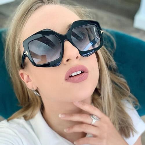 Oversized Butterflies Sunglasses Women Vintage 2021 Fashion High Quality Graidient Sun Glasses Female Elegant Big Shades UV400