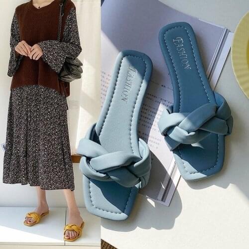 Fashion Womens Slippers 2021 Summer New Pu Woven Flat with All-match Outside Wear Slippers