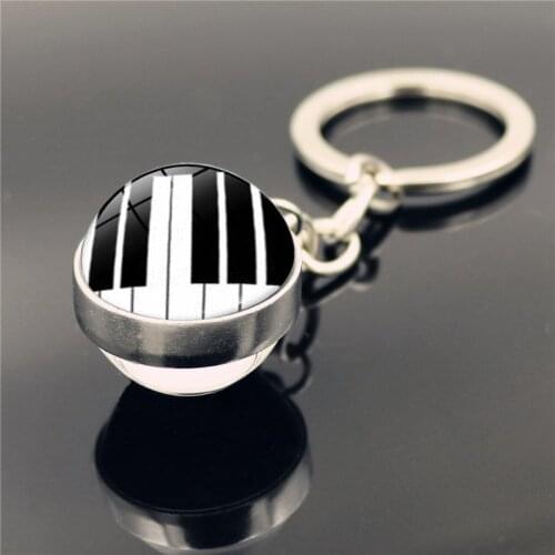 Musical Instrument Keychain Grand Piano Key Trumpet Clarinet Fashion Double Side Glass Ball Key Chain Holder for Men Women Gifts