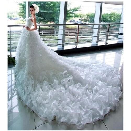 2021 Vintage Strapless Beading Princess Bride Fashion Models Big Fluffy TailL Long Tail Wedding Dress Bridal Gown Real Photos