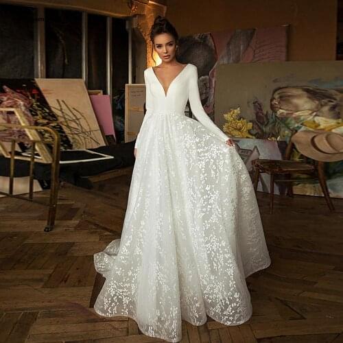 White Satin Lace Wedding Dress 20212 long sleeve V-neck Bohemian Bridal Dress Satin backless Vestido de noiva custom