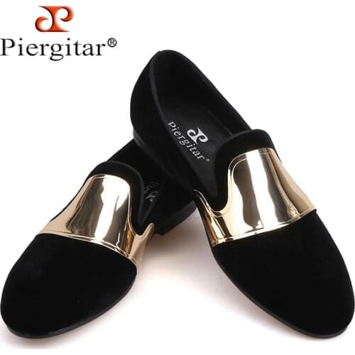 PIERGITAR 2019 new arrive Handmade Men Velvet shoes with Big Gold metal Buckle Wedding and Party men loafers Fashion mens flats