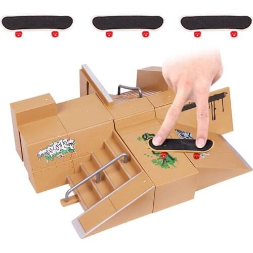 Mini Alloy Finger Skating Board Skate Park Kit Venue Combination Toys Children Skateboard Ramp Track Educational Toy Set Gift