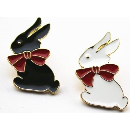 Japanese and Korean style new fashion enamel white black cartoon rabbit cute brooch