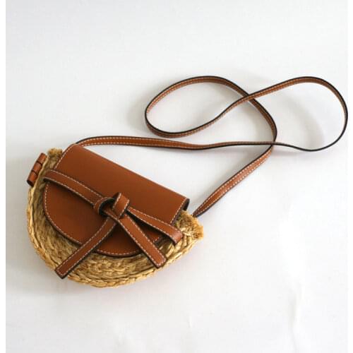 2021 New Fashion Holiday Beach Straw Grass leather Saddle Bag Womens Shoulder Crossbody Hand Woven Small Bag Tide