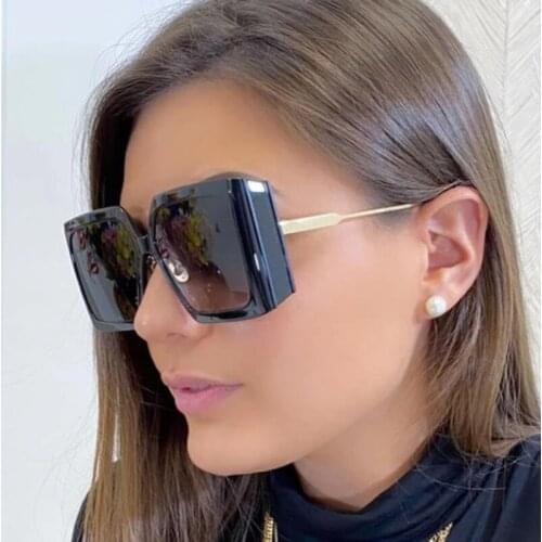 Black Square Sunglasses Women Fashion Oversize Alloy Sun Glasses Shades Brand Design Steampunk Gradient Glasses Eyewear UV400
