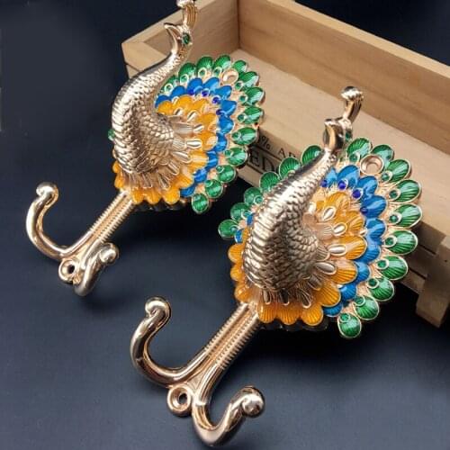 European Shiny Gold Plating Green Blue Yellow Hand Enameled and Rhinestones Jeweled Peacock Design Zinc Alloy Curtain Decor Hook