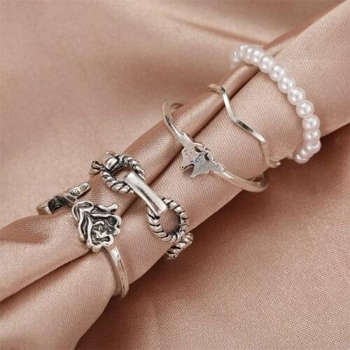 5 PCS Punk Geometric Chain Rings Set For Women Pearl Ethnic Fashion Silver Color Butterfly Flower Knuckle Finger Midi Ring Set