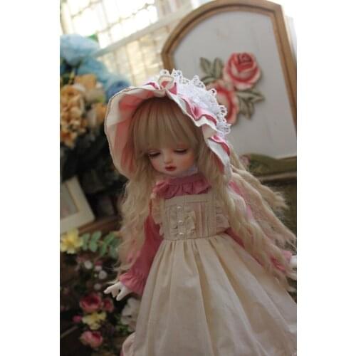 BJD Doll clothes suitable for 1-3 1-4 1-6 size powder white dress suit with headwear doll accessories