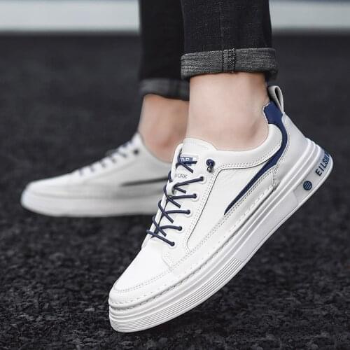 2021 Summer Mens New Small White Shoes Fashion Casual Flat Sports Shoes Mens Light Anti Slip Walking Shoes Korean Version