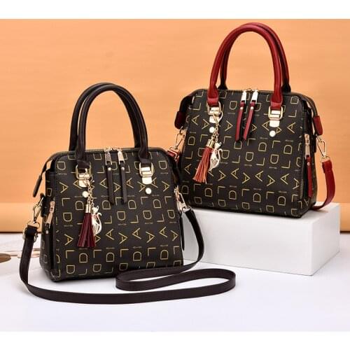 Womens Shoulder Bag 2021 New Fashion Handbag Luxury Womens Contrast Color Large Capacity Shoulder Bags Noble Pu Messenger Bag