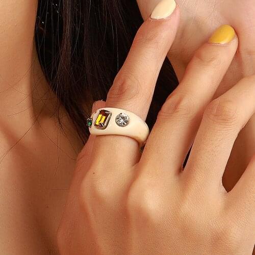 QiLuxy New Colorful Acrylic Irregular Rings for Women Girls Fashion Zircon Cute Resin Rings Party Jewelry