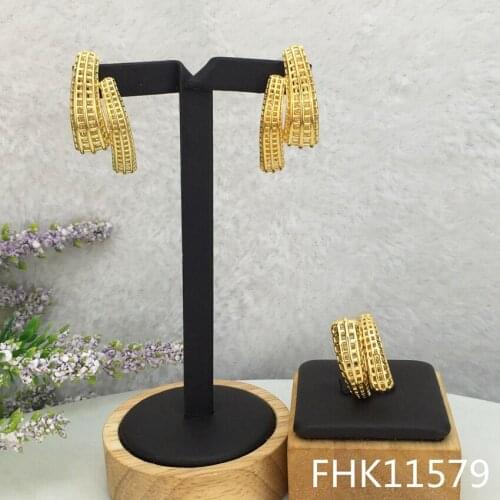 Yuminglai Russian Elegant Classical Luxury African Hollow Jewelry Sets Earrings and Ring Set FHK11579
