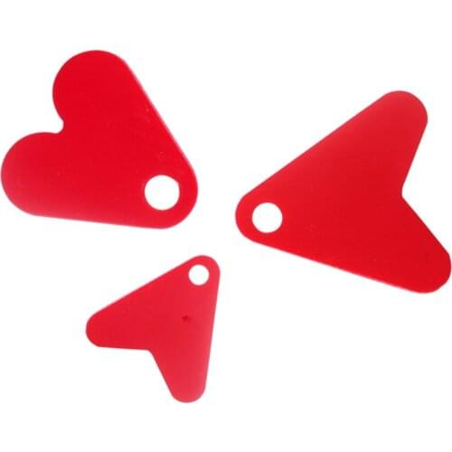 100Pcs/lot Plastic Red Heart Shape Sequin Accessory For Bait Spoon Fishing Lure Hook Tail DIY Fishing Lure Accessories