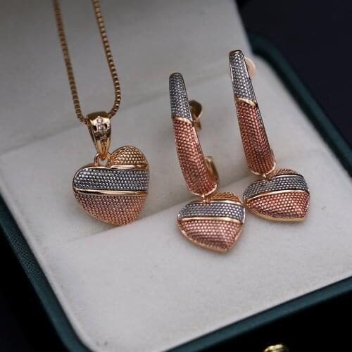 Unique Design High Quality Heart Shape Jewelry Sets Gold Color Heart Pendant Necklaces Earrings Women Fashion Zircon Jewelry