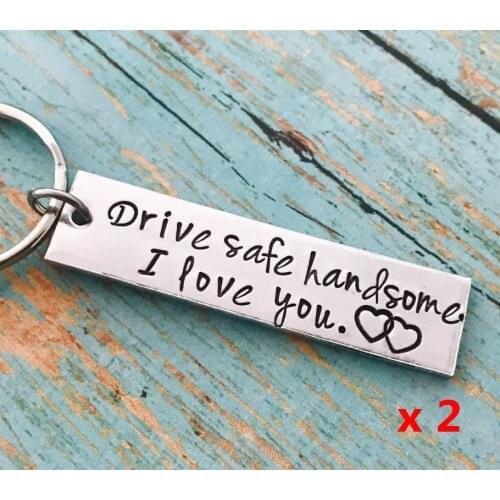 2Pcs Couples Car Key Chains For Boyfriend Alloy Letter Keychain Drive Safe Handsome Love Gift Small Husband Boyfriend Present