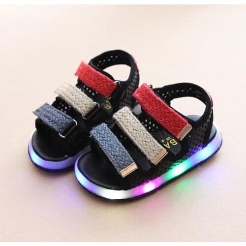 Children Beach Sandals Summer Kids LED Shoes Baby Boys Casual shoes for girls Sandal with lights chaussure enfant