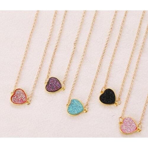 Fashion Red Pink Blue Heart-shaped Pendant Necklace Elegant Womens Wedding Clavicle Chain Jewelry Romantic Valentines Gifts