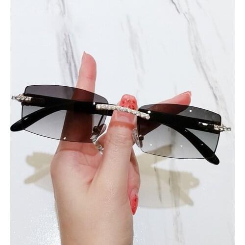 New Lady Small Rimless Square Diamonds Sunglasses Women Brand Fashion Rhinestone Gradient Rectangle Sun Glasses Female UV400