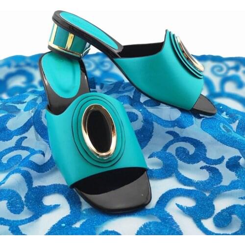 2020 African Special Design Nigerian Women Shoes in Sky Blue Color Italian Ladies Shoes with Appliques for Party