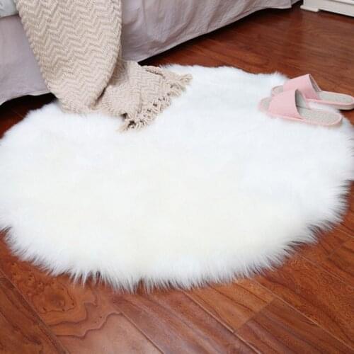 30 * 30cm Winter Soft Artificial Sheepskin Carpet Cushion Cover Bedroom Artificial Blanket Warm Carpet Seat Fur Floor Mat