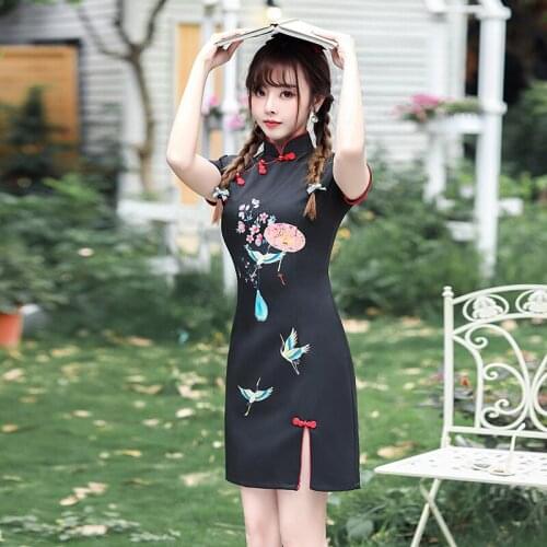 Chinese Female Satin Dress Elegant Slim Plus Size Qipao Mandarin Collar Vintage Cheongsam Sexy Split Formal Dress Vestido Sexy