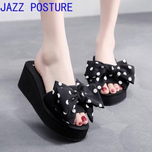 Ladies summer muffin bottom beach sandals, slippers without laces, flat bow tie, summer dot slippers, womens casual slippers, q