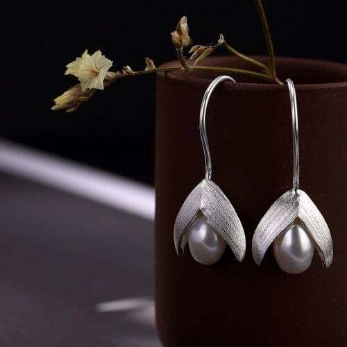 S925 Pure Silver Pearl Inlaid Wire Leaf Eardrop, Korean Version, Little Fresh Temperament Ladys Earrings Wholesale