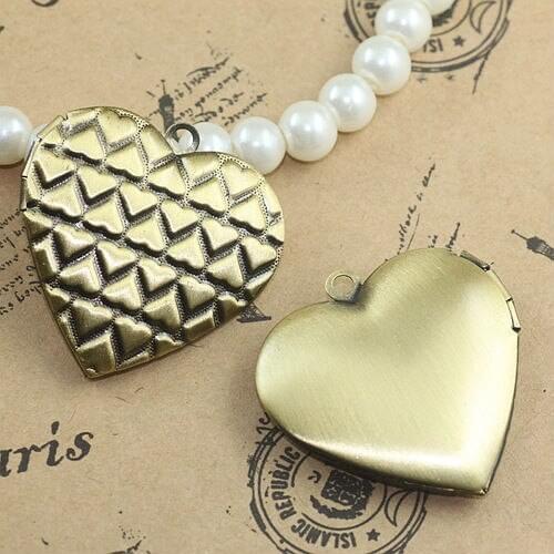 Wholesale 4pcs ANTIQUE BRONZE 29mm Heart-Shaped Photo Locket Charm&Pendant Frame Fashion Design DIY Neck;ace Jewelry