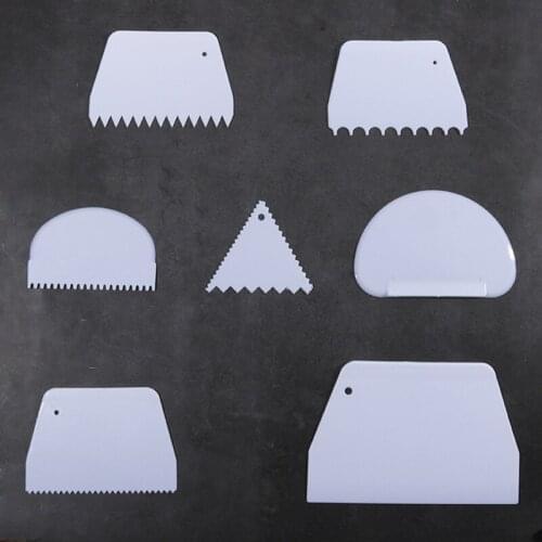 Dough Cake Cutter Slicer Spatula For Cake Cream Intestine Flour Scraper Scraper Irregular Teeth Edge DIY Kitchen Plastic Tools